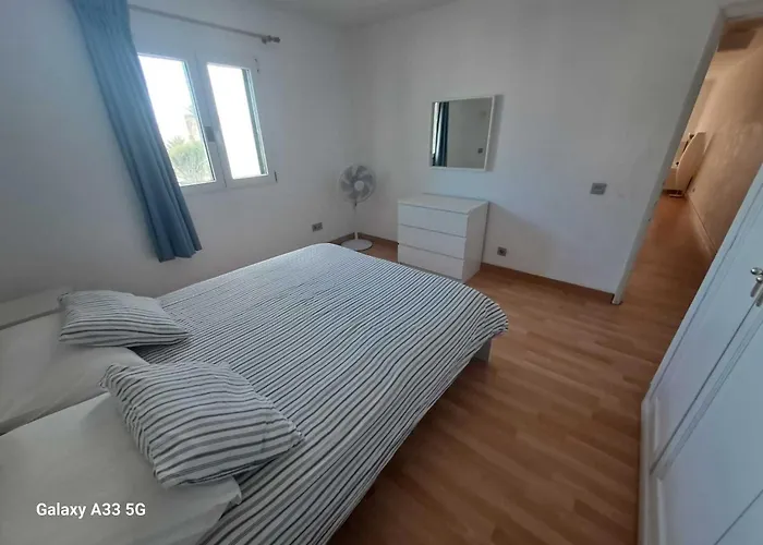 Bonito Reformado En Coronas * Costa Teguise