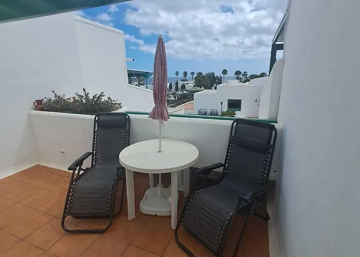 Bonito Reformado En Coronas * Costa Teguise